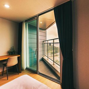 Deluxe Twin Room City View